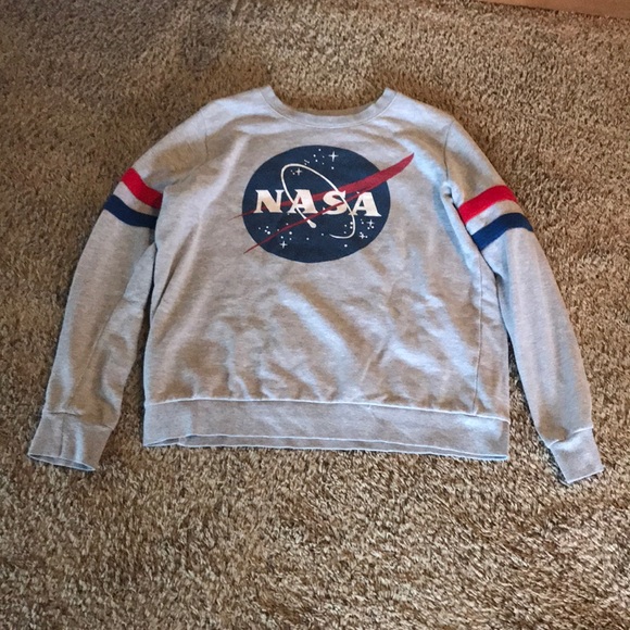 Mighty Fine Tops - mighty fine nasa crew neck large